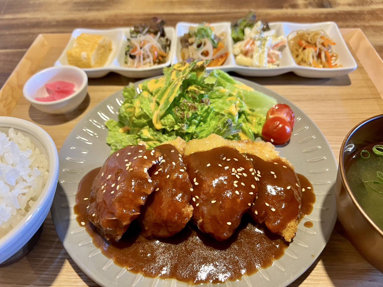チキンカツ定食